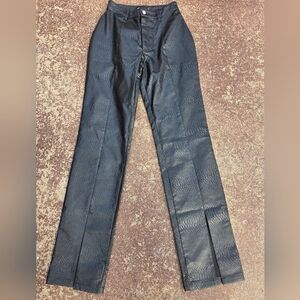 prettylittlething black faux leather croc split hem skinny pants Size 2 EUC